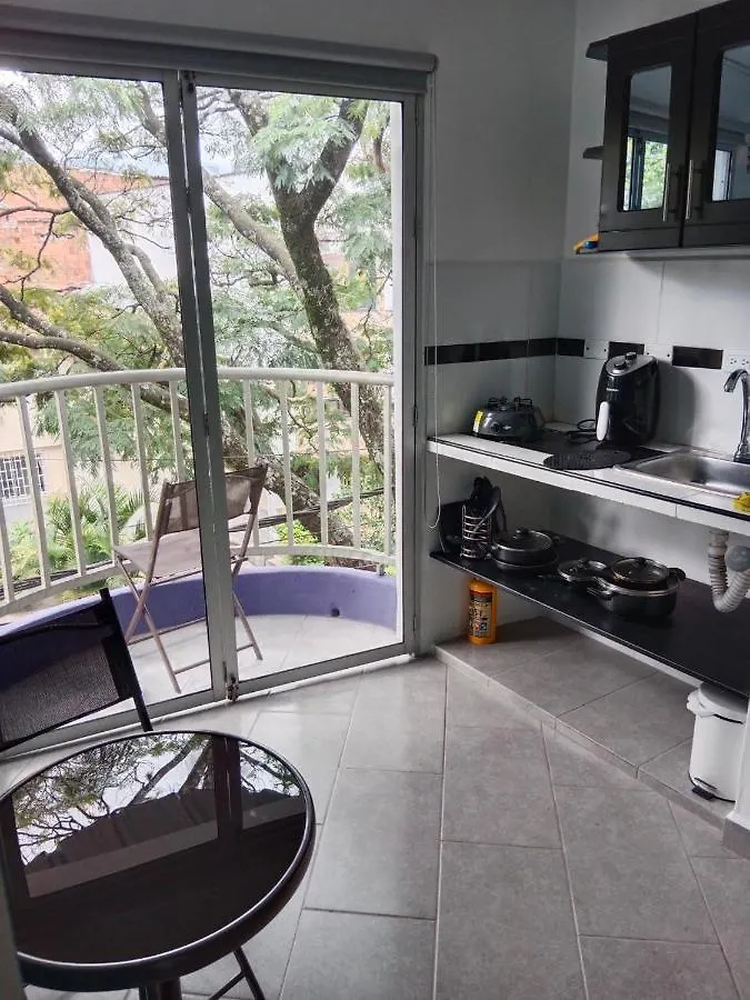 Acogedor Apartaestudio En Belen Netflix Wifi Excelente Vista Apartment Medellin 0*,